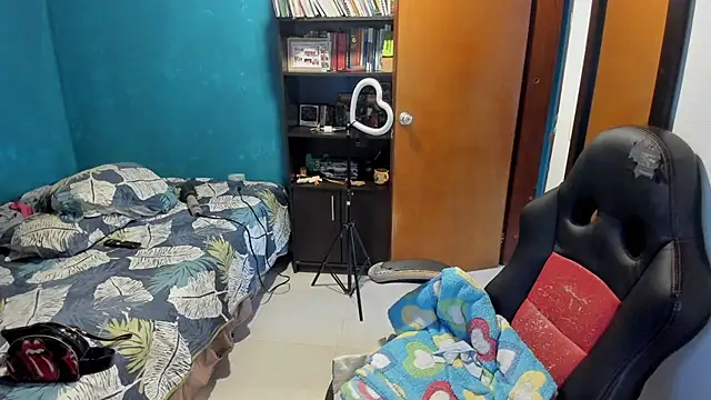 peanut tangerine online show from 09-11-25, 10:32