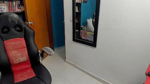 peanut tangerine online show from 12-16-25, 11:54