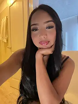 Snapshot of SOPHIACANDY19_ chatting on 07-23-26, 12:24 SOPHIACANDY19 online show from 07-23-26, 12:24