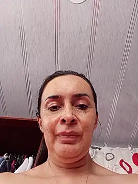 Snapshot of Samantha_Sullivan_ chatting on 05-15-26, 02:24 Samantha Sullivan online show from 05-15-26, 02:24