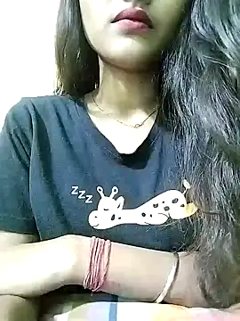 Snapshot of MISSQUEEN48 chatting on 01-16-25, 03:24 MISSQUEEN48 online show from 01-16-25, 03:24