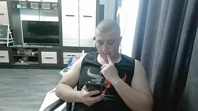 gamblingbum online show from 05-18-26, 12:00