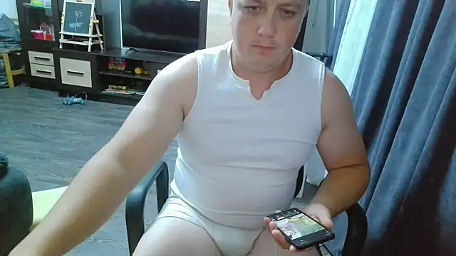Snapshot of gamblingbum chatting on 07-17-26, 07:08 gamblingbum online show from 07-17-26, 07:08