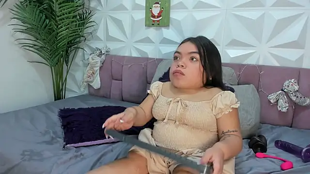 Snapshot of Michelle_Brooks chatting on 12-21-24, 11:44 Michelle Brooks online show from 12-21-24, 11:44