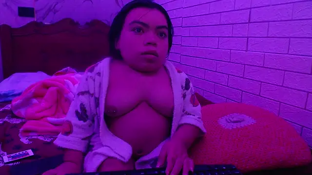 Snapshot of Michelle_Brooks chatting on 02-13-25, 02:12 Michelle Brooks online show from 02-13-25, 02:12