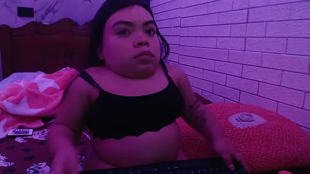 Snapshot of Michelle_Brooks chatting on 02-13-25, 05:16 Michelle Brooks online show from 02-13-25, 05:16