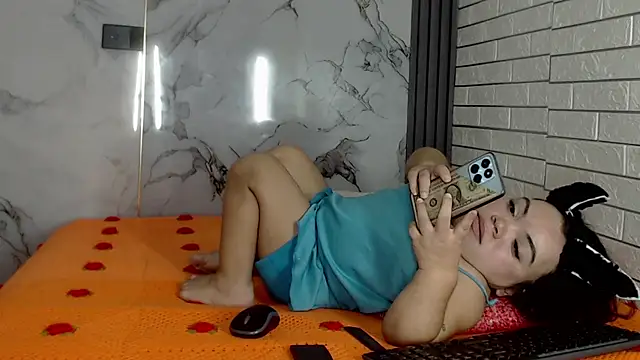 Snapshot of Michelle_Brooks chatting on 03-22-25, 12:04 Michelle Brooks online show from 03-22-25, 12:04