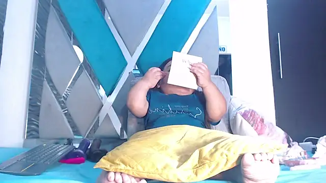 Michelle Brooks online show from 11-14-25, 10:07