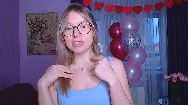 Snapshot of TaylorBre chatting on 03-12-25, 03:07 TaylorBre online show from 03-12-25, 03:07