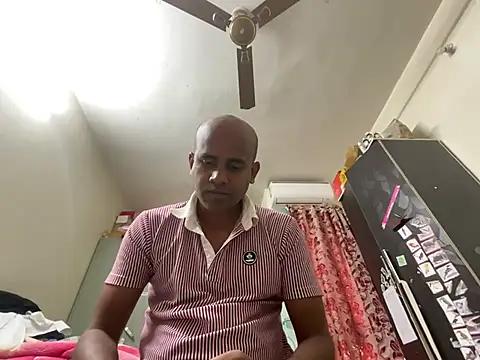 Snapshot of SammyChocolateIndian chatting on 02-06-25, 11:10 SammyChocolateIndian online show from 02-06-25, 11:10