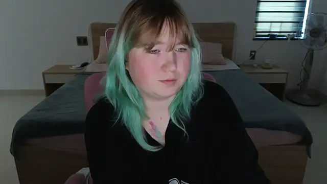 ChimberWol online show from 04-06-26, 12:08