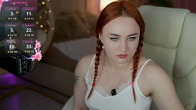 LovelyBell online show from 05-18-26, 06:08