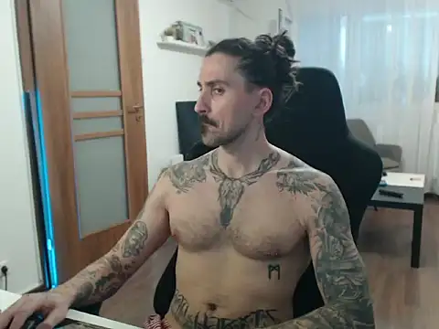MateoHunk online show from 06-10-26, 01:10