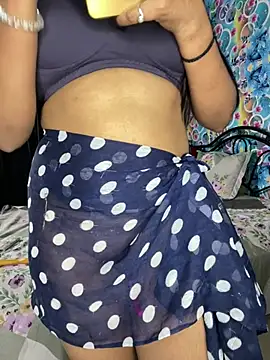 Snapshot of Hot_royalbhabhi chatting on 03-16-25, 07:38 Hot royalbhabhi online show from 03-16-25, 07:38