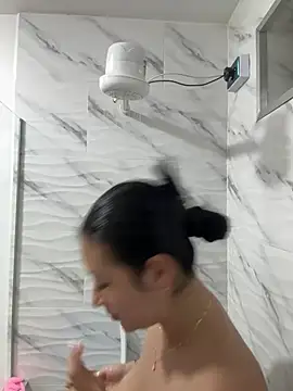 Snapshot of Karlee_rouse chatting on 02-22-26, 10:19 Karlee rouse online show from 02-22-26, 10:19