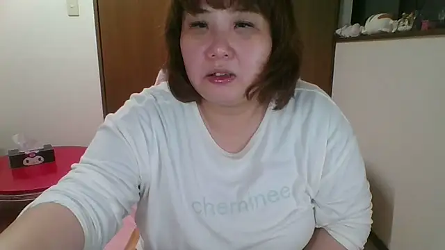 Snapshot of SAKU-RA-chan chatting on 01-09-26, 11:24 SAKU-RA-chan online show from 01-09-26, 11:24