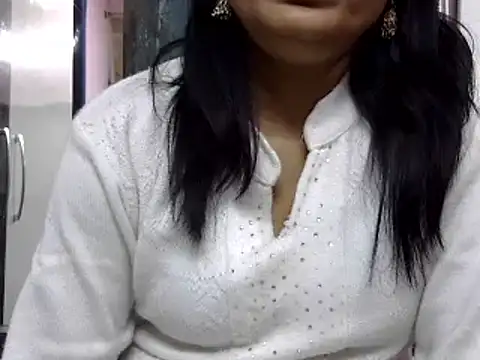 Snapshot of l_l_ish chatting on 01-02-25, 04:30 l l ish online show from 01-02-25, 04:30