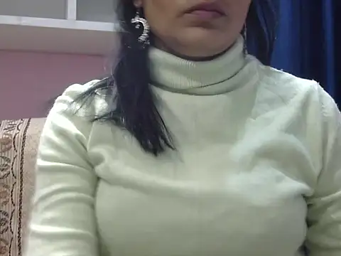 Snapshot of l_l_ish chatting on 02-09-25, 04:04 l l ish online show from 02-09-25, 04:04
