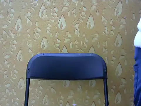 Snapshot of l_l_ish chatting on 02-18-25, 05:09 l l ish online show from 02-18-25, 05:09