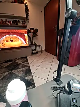 Genoveva73sexy online show from 11-12-25, 01:00