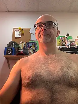 MaxVain online show from 12-19-24, 03:19