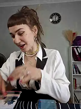 Snapshot of FoxRineHelen chatting on 02-17-25, 03:09 FoxRineHelen online show from 02-17-25, 03:09