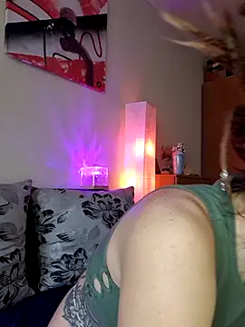 Snapshot of FoxRineHelen chatting on 03-05-25, 02:12 FoxRineHelen online show from 03-05-25, 02:12