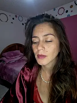 Snapshot of Hanny_24 chatting on 04-28-26, 02:27 Hanny 24 online show from 04-28-26, 02:27