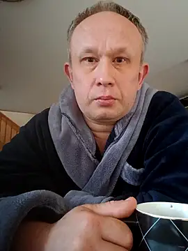 X46x online show from 10-26-25, 05:46