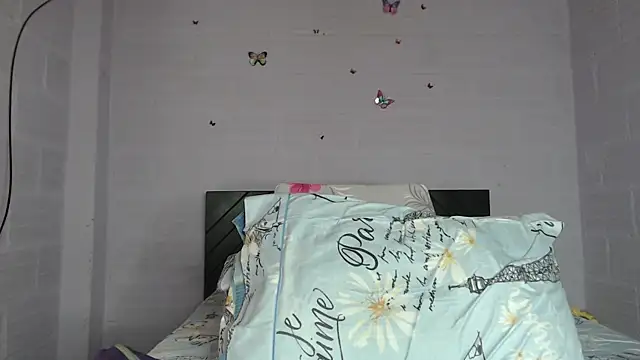 Snapshot of tami_vega chatting on 03-03-25, 02:48 tami vega online show from 03-03-25, 02:48