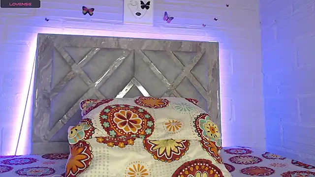Snapshot of tami_vega chatting on 06-04-26, 12:22 tami vega online show from 06-04-26, 12:22