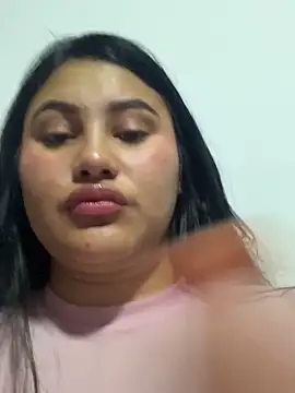 Little Ivy online show from 04-18-26, 02:10