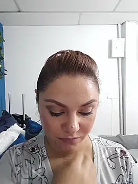 Grey Lorenz11 online show from 10-29-25, 12:46