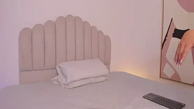 valerysantos  online show from 05-26-26, 12:12