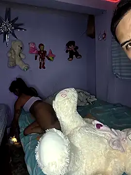 MelissaAndZeuss online show from 04-24-26, 04:37