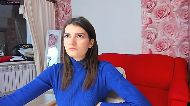 Laura Leee online show from 01-15-25, 06:22