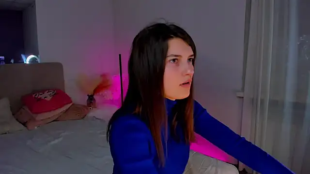 Laura Leee online show from 02-24-25, 06:27