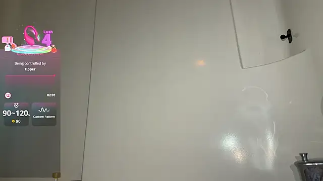 Snapshot of VeronicaRonnieTaylor chatting on 02-04-26, 06:41 VeronicaRonnieTaylor online show from 02-04-26, 06:41