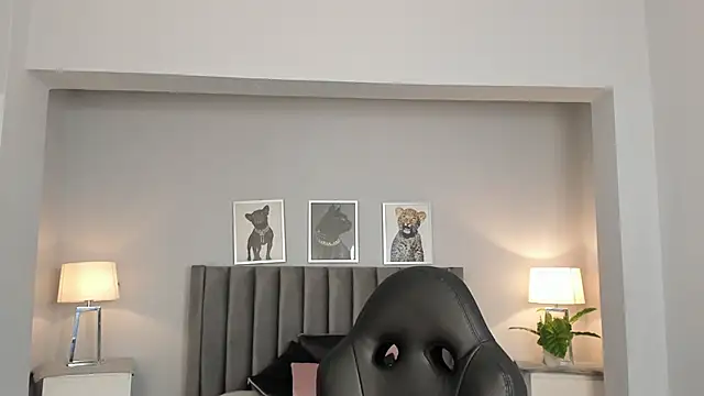 Madie  collins online show from 02-28-25, 10:52