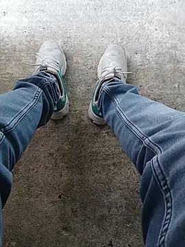 Snapshot of casper0303 chatting on 02-24-26, 10:24 casper0303 online show from 02-24-26, 10:24