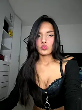 Dulceeany online show from 10-10-25, 12:20