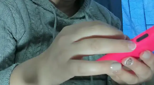 Snapshot of Extrem_HairyPussy chatting on 01-27-25, 04:01 Extrem HairyPussy online show from 01-27-25, 04:01