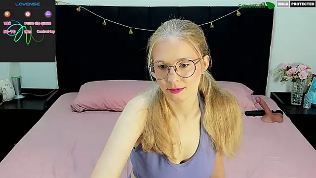 Snapshot of CatmintLush chatting on 04-30-26, 11:31 CatmintLush online show from 04-30-26, 11:31