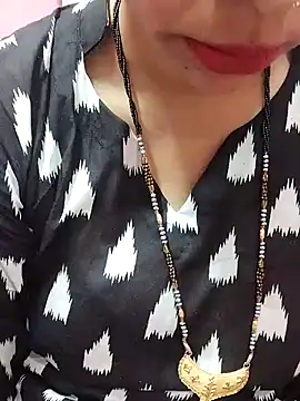 Urmila bhabhii online show from 02-08-25, 04:03