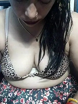 Urmila bhabhii online show from 11-05-25, 03:39