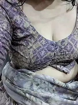 Urmila bhabhii online show from 05-18-26, 04:07