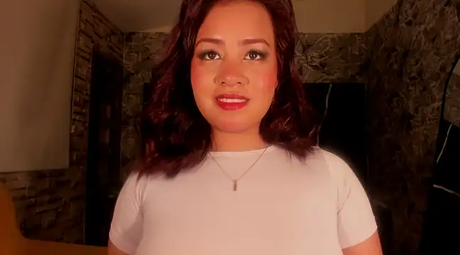 Snapshot of Estrella05_ chatting on 02-27-25, 03:25 Estrella05 online show from 02-27-25, 03:25