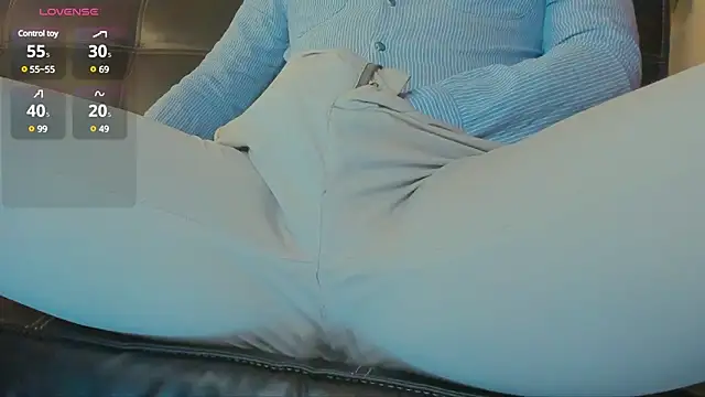 Snapshot of MrLonely02 chatting on 12-02-24, 07:38 MrLonely02 online show from 12-02-24, 07:38