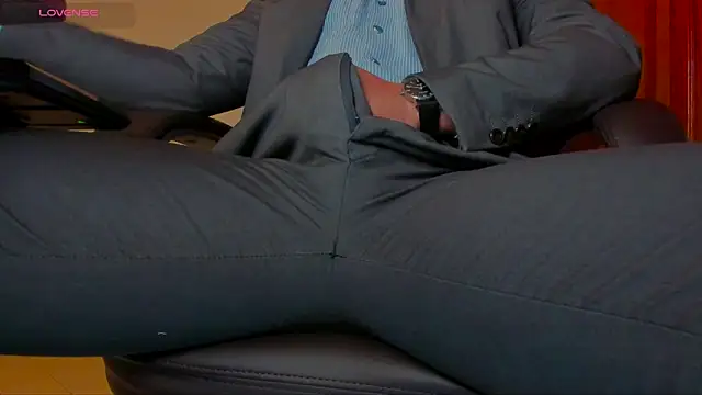 Snapshot of MrLonely02 chatting on 01-24-25, 11:23 MrLonely02 online show from 01-24-25, 11:23