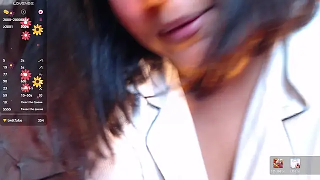VictoriaMontero30000 online show from 07-14-26, 02:05